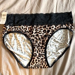 Soma lace hipster underwear